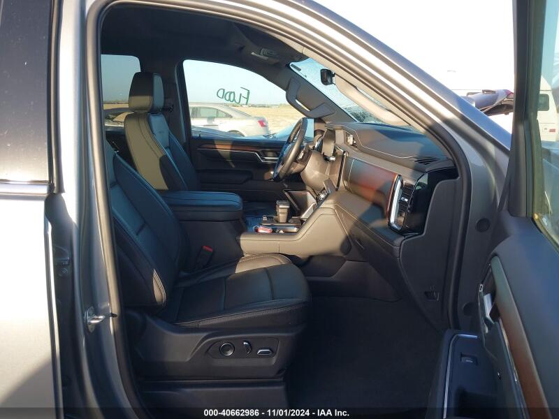 2024 GMC SIERRA 1500 2WD SHORT BOX DENALI - 3GTPHGED8RG240921 | SeoVin.biz