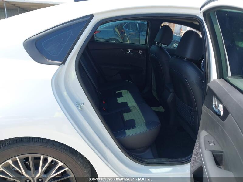 2023 KIA FORTE GT-LINE - 3KPF54AD0PE680598 | SeoVin.biz