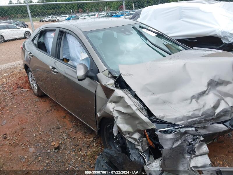 2018 TOYOTA COROLLA LE - 5YFBURHE1JP846338 | SeoVin.biz