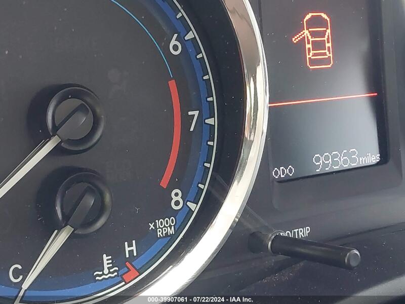 2018 TOYOTA COROLLA LE - 5YFBURHE1JP846338 | SeoVin.biz