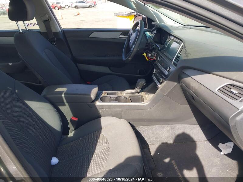 2018 HYUNDAI SONATA SE - 5NPE24AF6JH675981 | SeoVin.biz