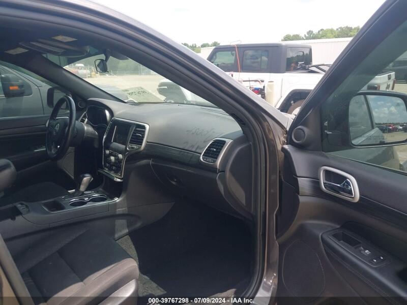 2020 JEEP GRAND CHEROKEE LAREDO E 4X4 - 1C4RJFAG5LC189654 | SeoVin.biz