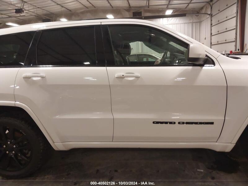 2017 JEEP GRAND CHEROKEE ALTITUDE 4X4 - 1C4RJFAG8HC700555 | SeoVin.biz