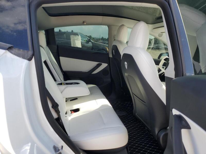 2022 TESLA MODEL Y - 7SAYGDEE8NF511039 | SeoVin.biz