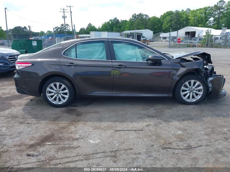 2019 TOYOTA CAMRY LE - 4T1B11HK0KU252484 | SeoVin.biz