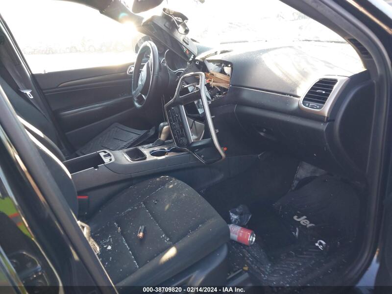 2016 JEEP GRAND CHEROKEE LAREDO - 1C4RJFAG6GC489774 | SeoVin.biz