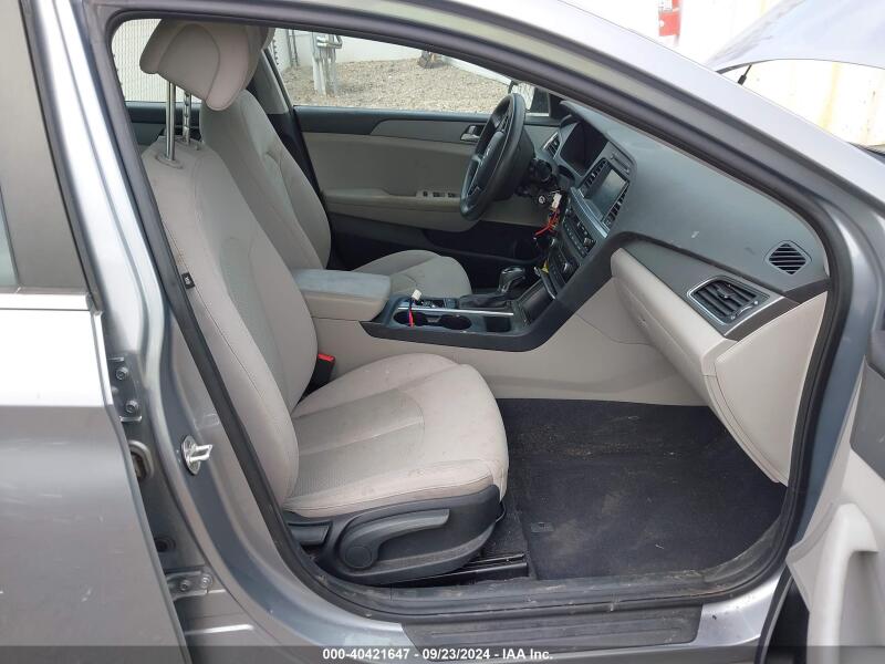 2017 HYUNDAI SONATA SE - 5NPE24AF1HH583333 | SeoVin.biz