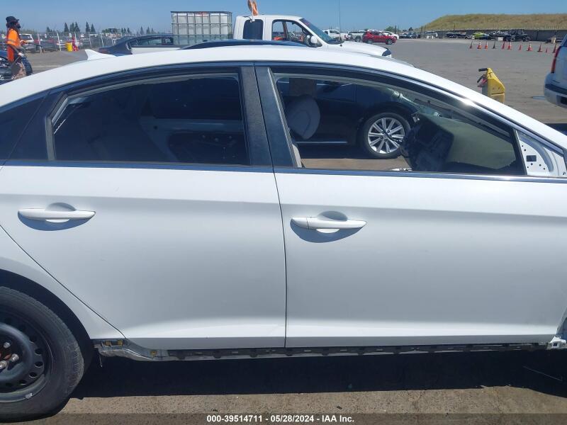 2015 HYUNDAI SONATA SE - 5NPE24AF5FH191839 | SeoVin.biz