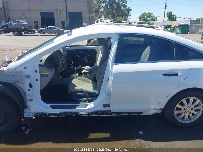 2015 HYUNDAI SONATA SE - 5NPE24AF5FH191839 | SeoVin.biz