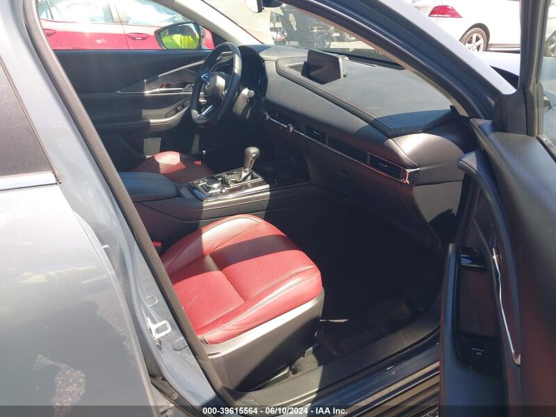 2023 MAZDA CX-30 2.5 S CARBON EDITION - 3MVDMBCM0PM509639 | SeoVin.biz