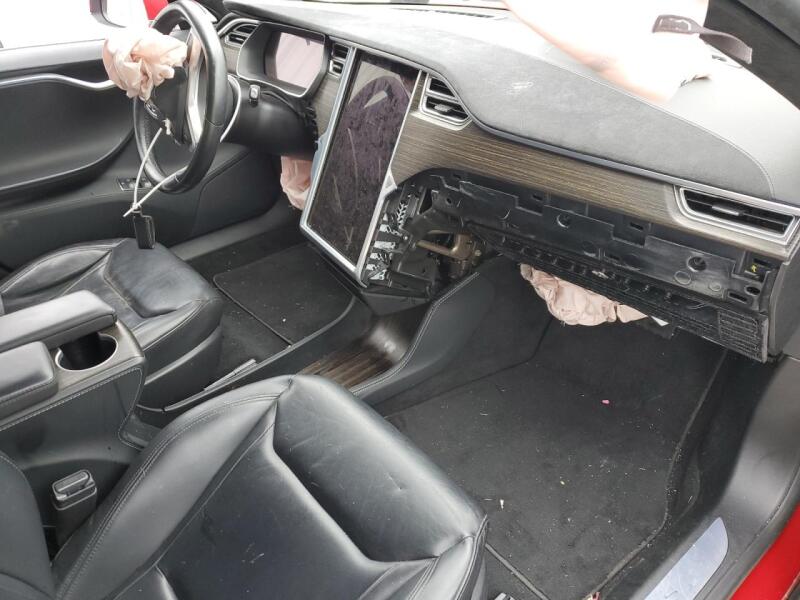 2015 TESLA MODEL S - 5YJSA1E26FF102970 | SeoVin.biz