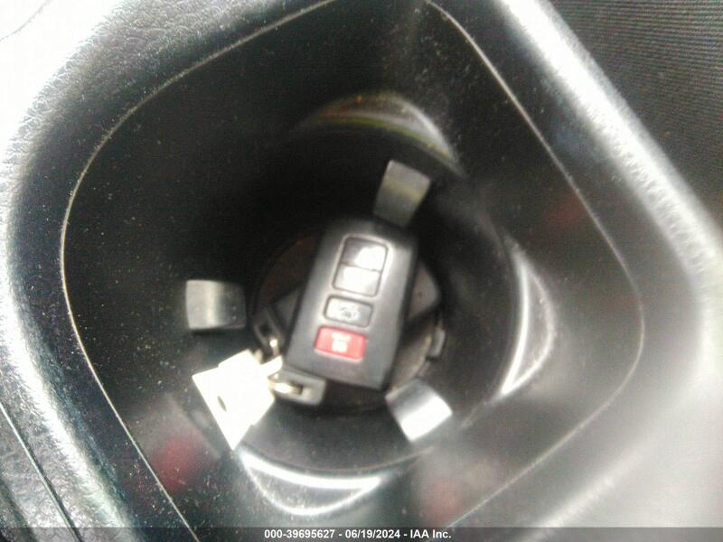 2017 TOYOTA RAV4 HYBRID XLE - JTMRJREVXHD099122 | SeoVin.biz