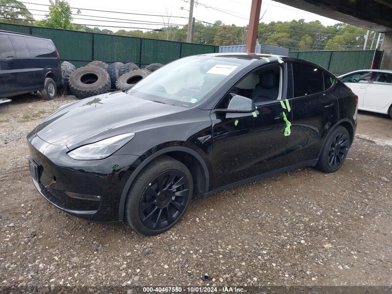 2022 TESLA MODEL Y LONG RANGE DUAL MOTOR ALL-WHEEL DRIVE - 7SAYGDEE1NF438189 | SeoVin.biz