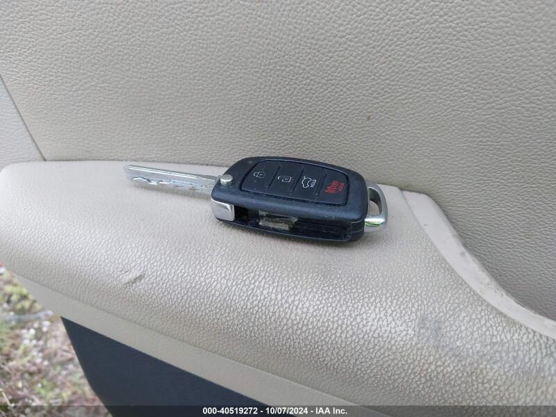 2015 HYUNDAI SONATA SE - 5NPE24AF4FH186387 | SeoVin.biz