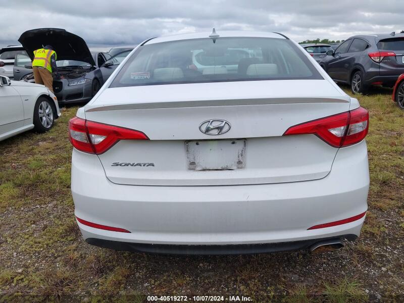 2015 HYUNDAI SONATA SE - 5NPE24AF4FH186387 | SeoVin.biz