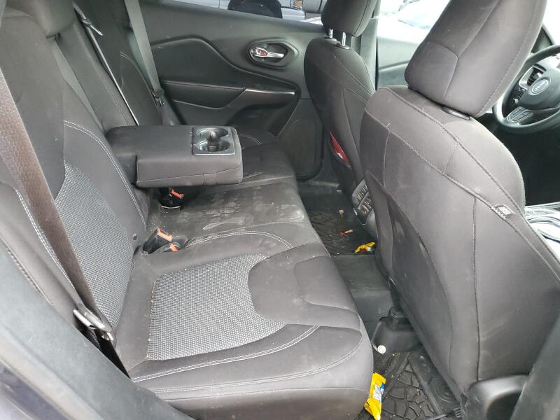 2019 JEEP CHEROKEE LATITUDE - 1C4PJLCB3KD370686 | SeoVin.biz