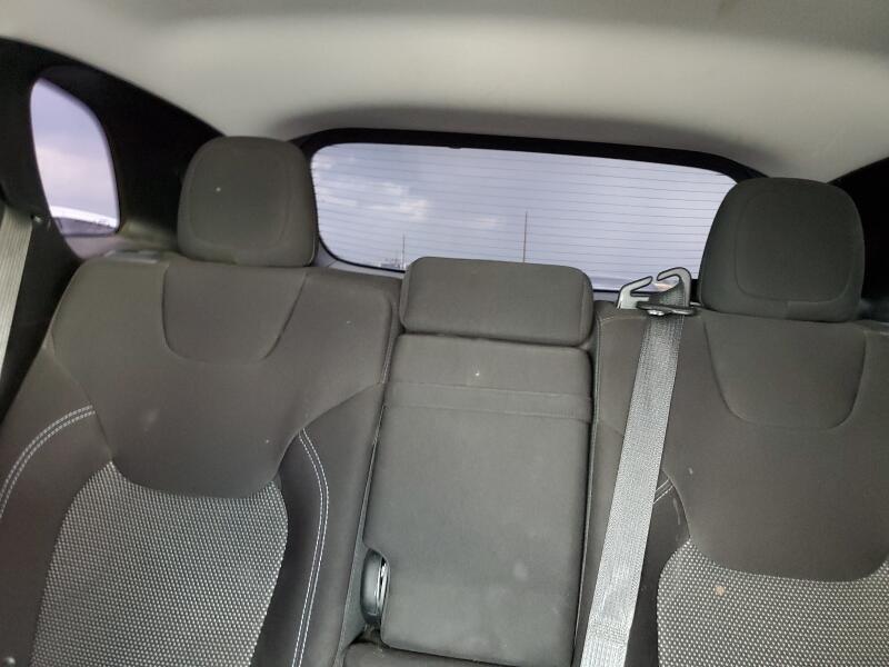 2019 JEEP CHEROKEE LATITUDE - 1C4PJLCB3KD370686 | SeoVin.biz