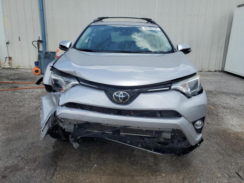 2017 TOYOTA RAV4 XLE - 2T3WFREV2HW399003 | SeoVin.biz