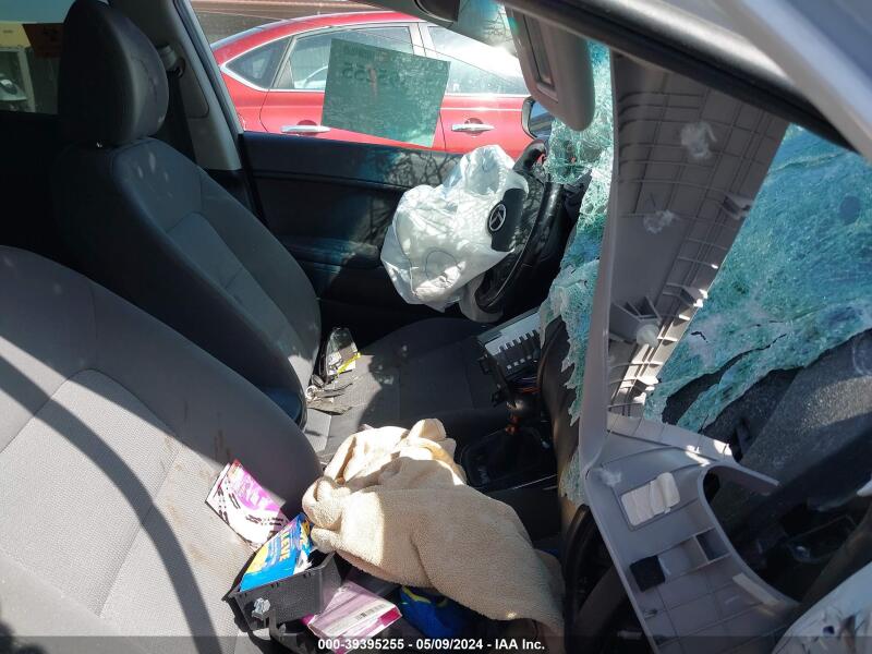 2017 KIA FORTE LX - 3KPFK4A73HE100300 | SeoVin.biz