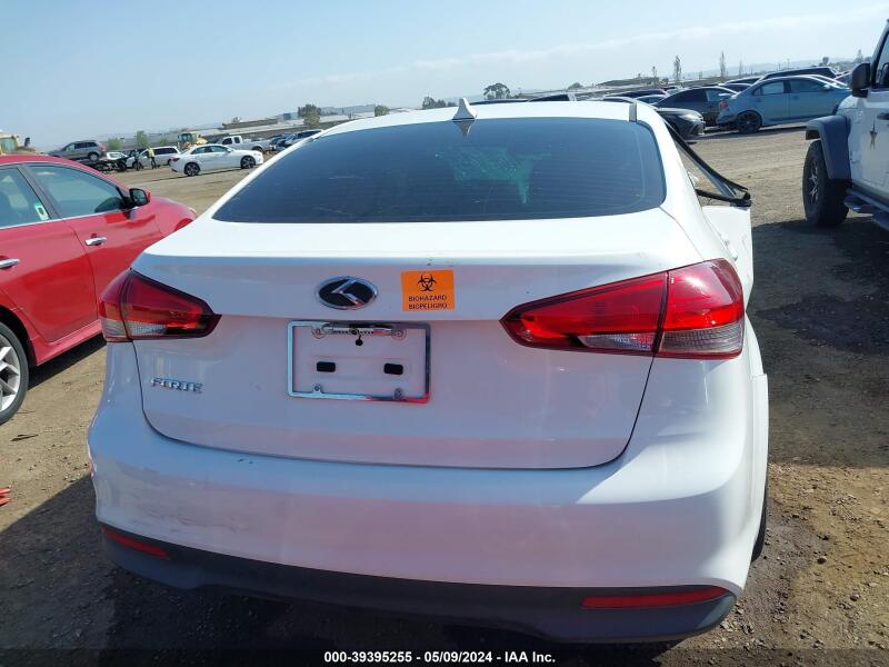 2017 KIA FORTE LX - 3KPFK4A73HE100300 | SeoVin.biz