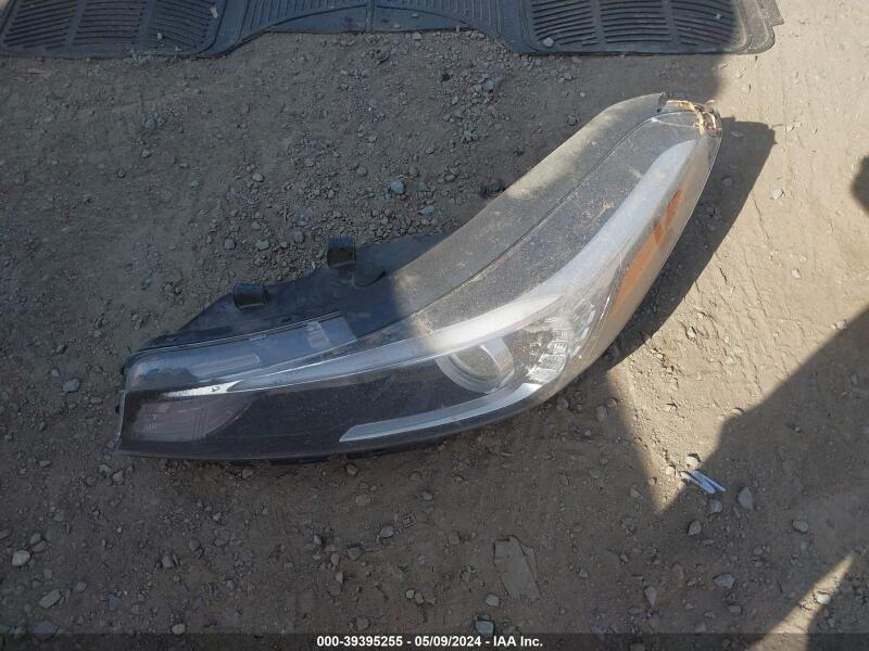 2017 KIA FORTE LX - 3KPFK4A73HE100300 | SeoVin.biz