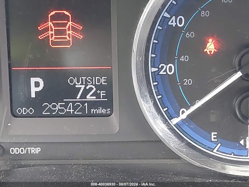 2017 TOYOTA COROLLA LE - 2T1BURHE1HC890432 | SeoVin.biz