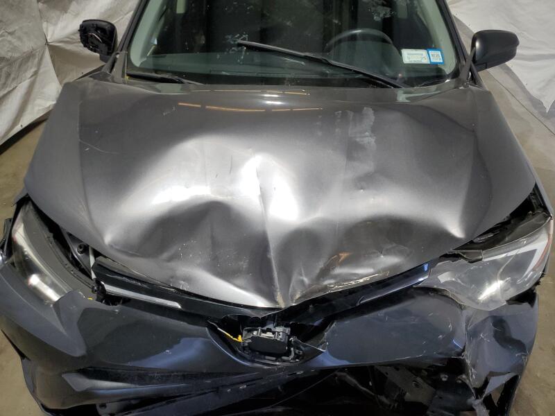 2018 TOYOTA RAV4 LE - JTMBFREV0JJ739946 | SeoVin.biz