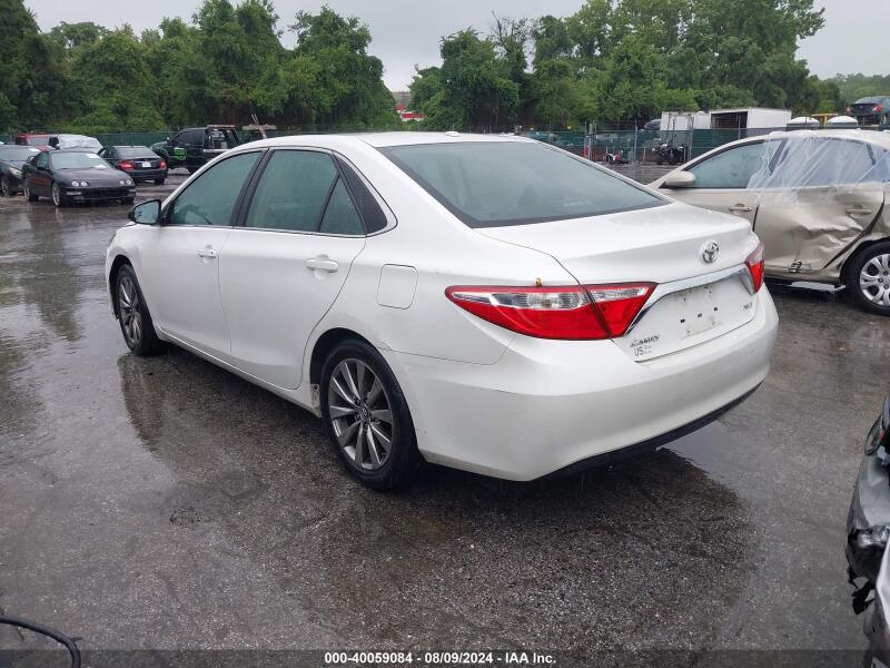 2015 TOYOTA CAMRY XLE - 4T1BF1FKXFU890008 | SeoVin.biz