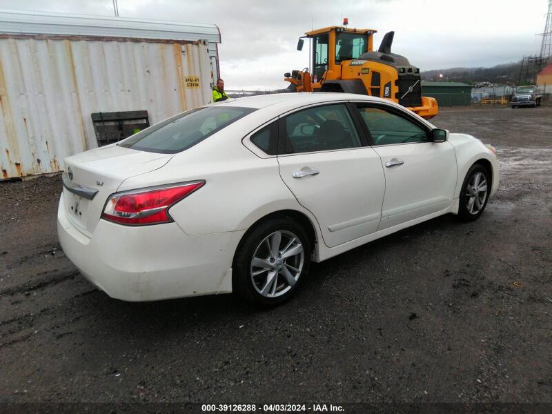 2015 NISSAN ALTIMA 2.5 SV - 1N4AL3AP6FC233385 | SeoVin.biz