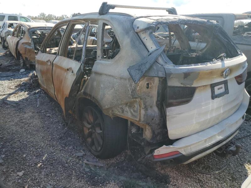 2015 BMW X5 XDRIVE35D - 5UXKS4C5XF0J98644 | SeoVin.biz