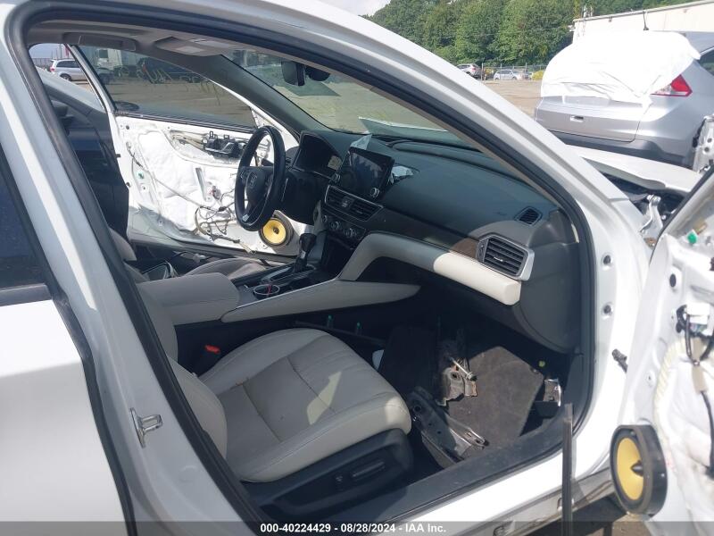 2018 HONDA ACCORD TOURING - 1HGCV1F97JA089203 | SeoVin.biz