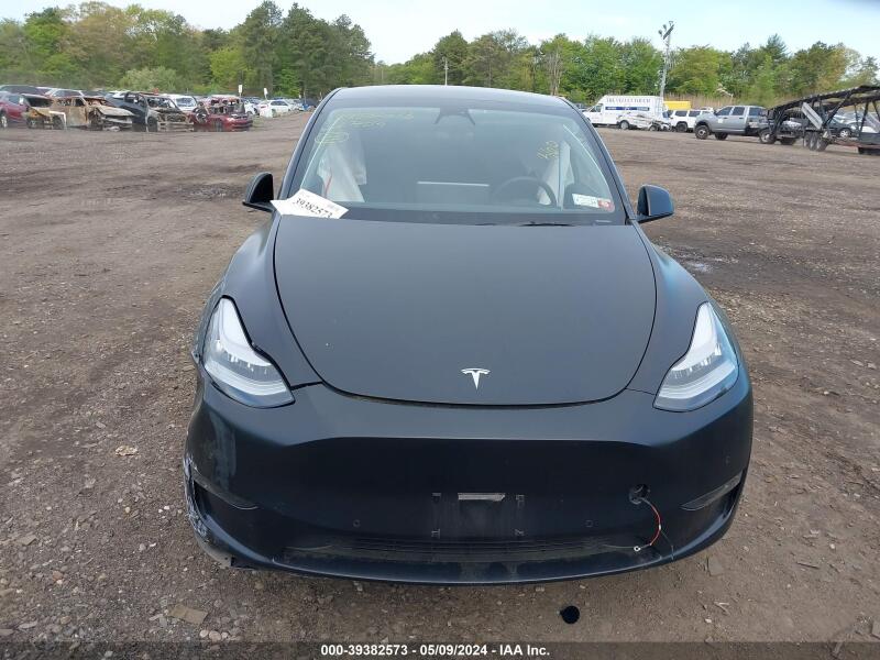 2022 TESLA MODEL Y LONG RANGE DUAL MOTOR ALL-WHEEL DRIVE - 7SAYGDEE4NA018942 | SeoVin.biz