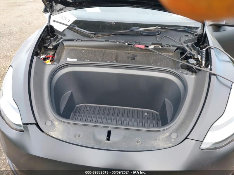 2022 TESLA MODEL Y LONG RANGE DUAL MOTOR ALL-WHEEL DRIVE - 7SAYGDEE4NA018942 | SeoVin.biz