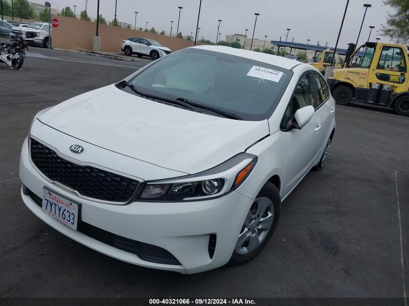 2017 KIA FORTE LX - 3KPFK4A73HE140943 | SeoVin.biz