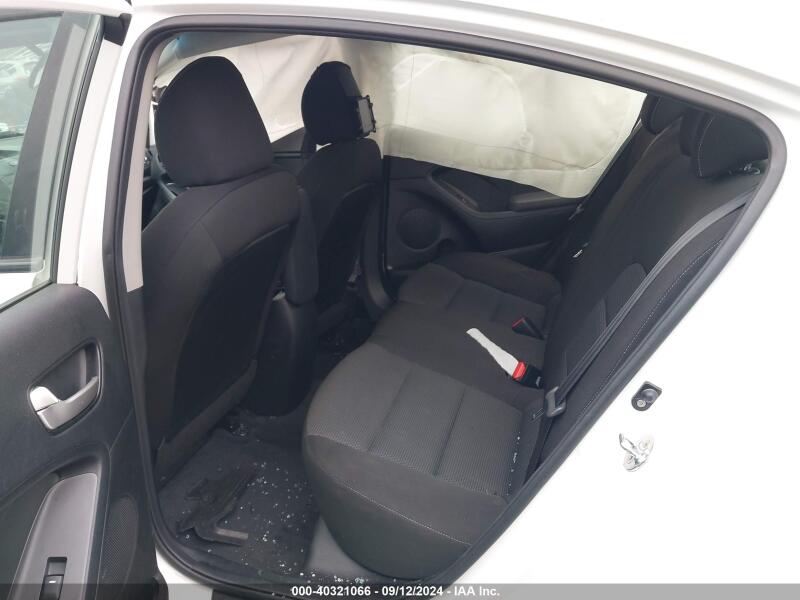 2017 KIA FORTE LX - 3KPFK4A73HE140943 | SeoVin.biz