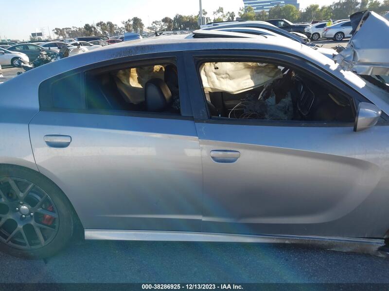 2016 DODGE CHARGER R/T SCAT PACK - 2C3CDXGJ2GH339717 | SeoVin.biz