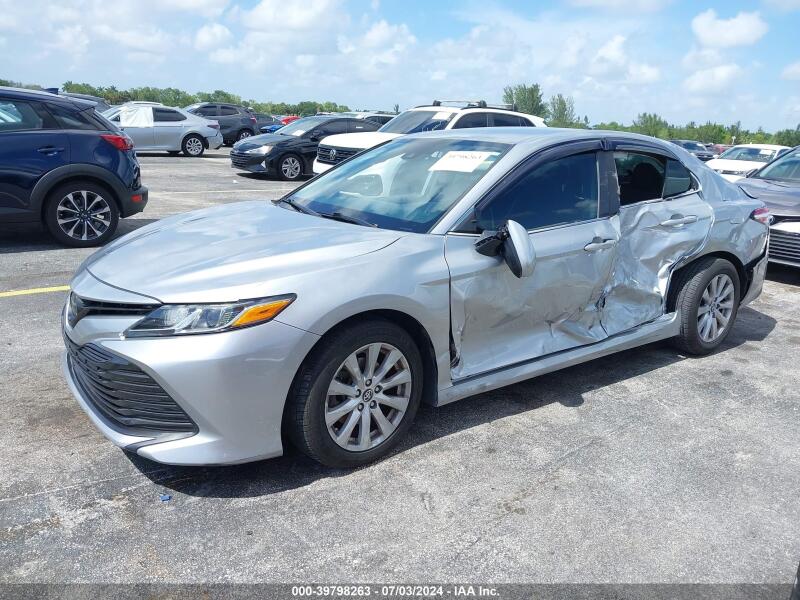 2019 TOYOTA CAMRY LE - 4T1B11HK4KU752681 | SeoVin.biz
