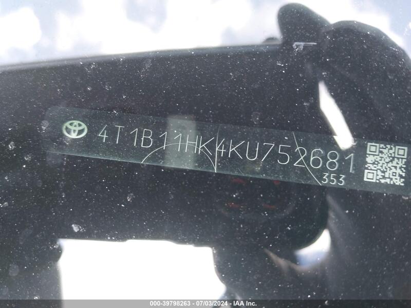 2019 TOYOTA CAMRY LE - 4T1B11HK4KU752681 | SeoVin.biz