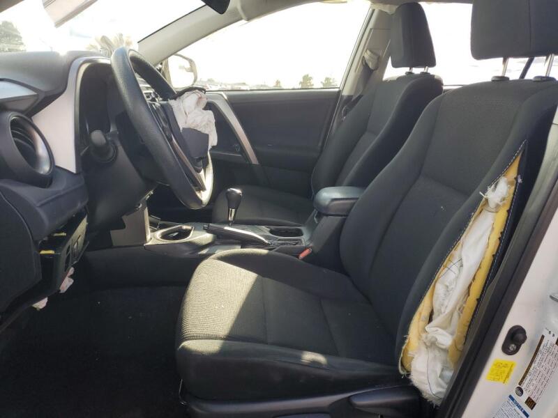 2017 TOYOTA RAV4 LE - JTMBFREV7HJ158812 | SeoVin.biz