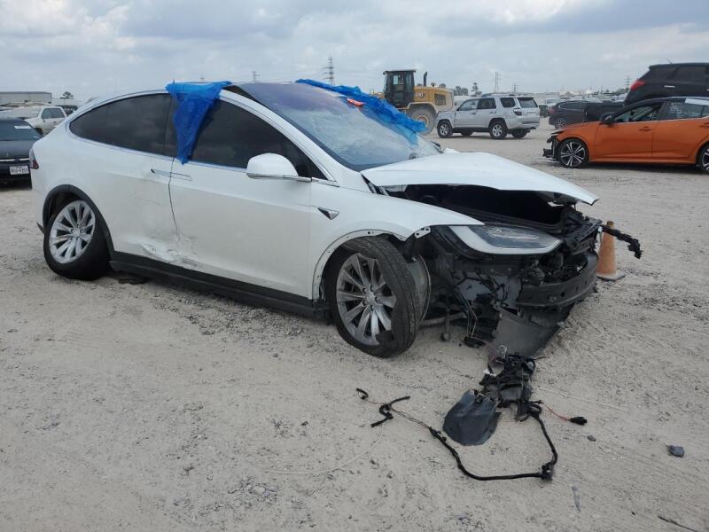 2018 TESLA MODEL X - 5YJXCAE22JF143444 | SeoVin.biz