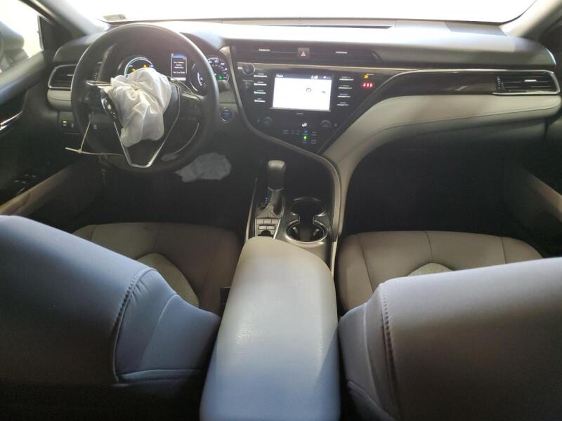 2020 TOYOTA CAMRY LE - 4T1C31AKXLU011719 | SeoVin.biz