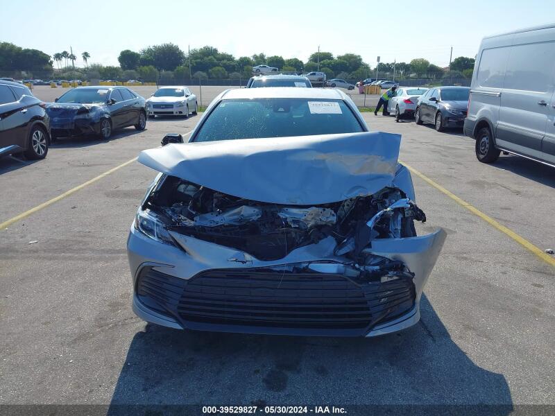 2022 TOYOTA CAMRY LE - 4T1R11AK2NU044832 | SeoVin.biz