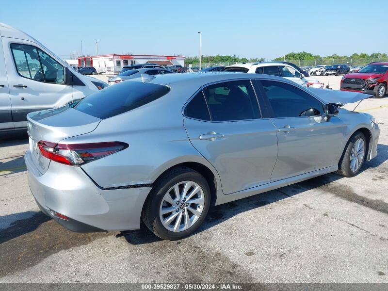 2022 TOYOTA CAMRY LE - 4T1R11AK2NU044832 | SeoVin.biz