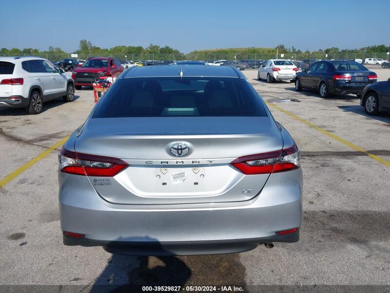 2022 TOYOTA CAMRY LE - 4T1R11AK2NU044832 | SeoVin.biz