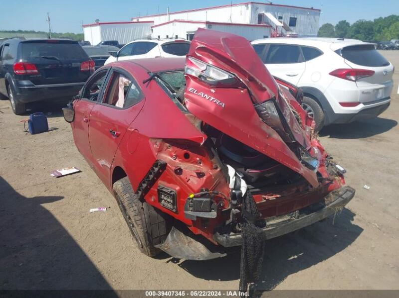 2018 HYUNDAI ELANTRA SEL - 5NPD84LF5JH243910 | SeoVin.biz