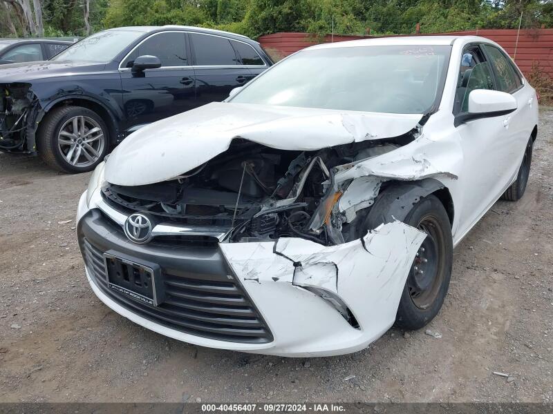 2017 TOYOTA CAMRY LE - 4T1BF1FK0HU268567 | SeoVin.biz