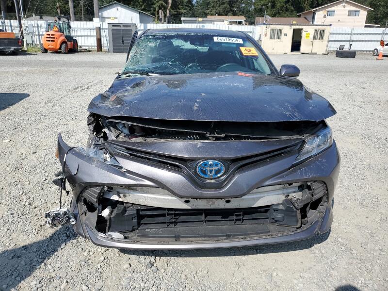 2018 TOYOTA CAMRY LE - 4T1B31HK5JU004109 | SeoVin.biz