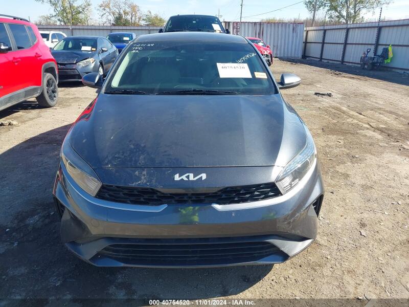 2022 KIA FORTE LXS - 3KPF24AD4NE433803 | SeoVin.biz