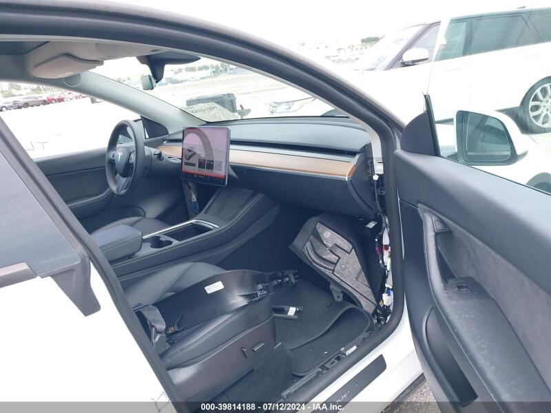 2022 TESLA MODEL Y PERFORMANCE DUAL MOTOR ALL-WHEEL DRIVE - 7SAYGDEF8NF460439 | SeoVin.biz